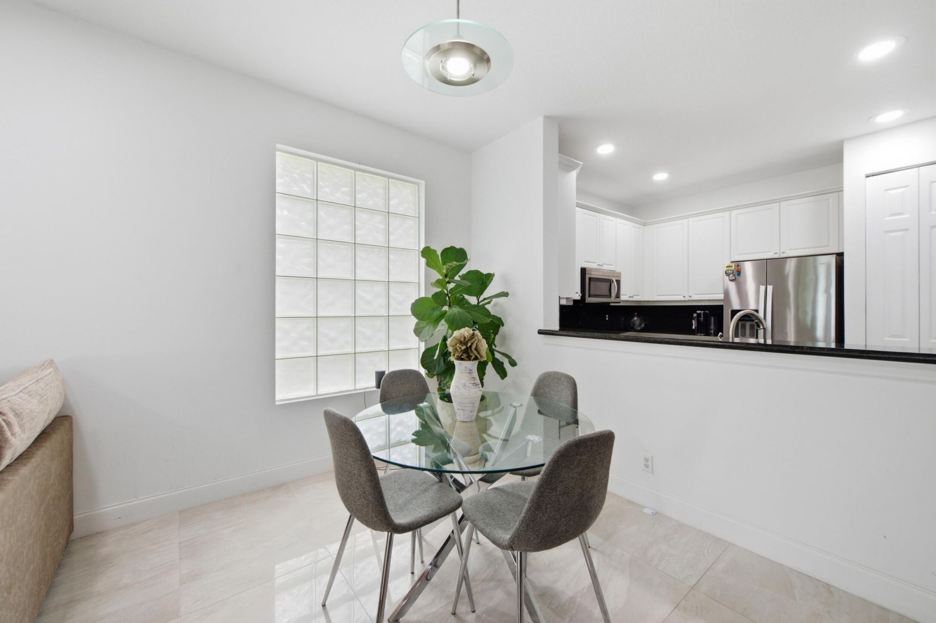 732 Belle Grove Lane, West Palm Beach, FL 33411 Photo
