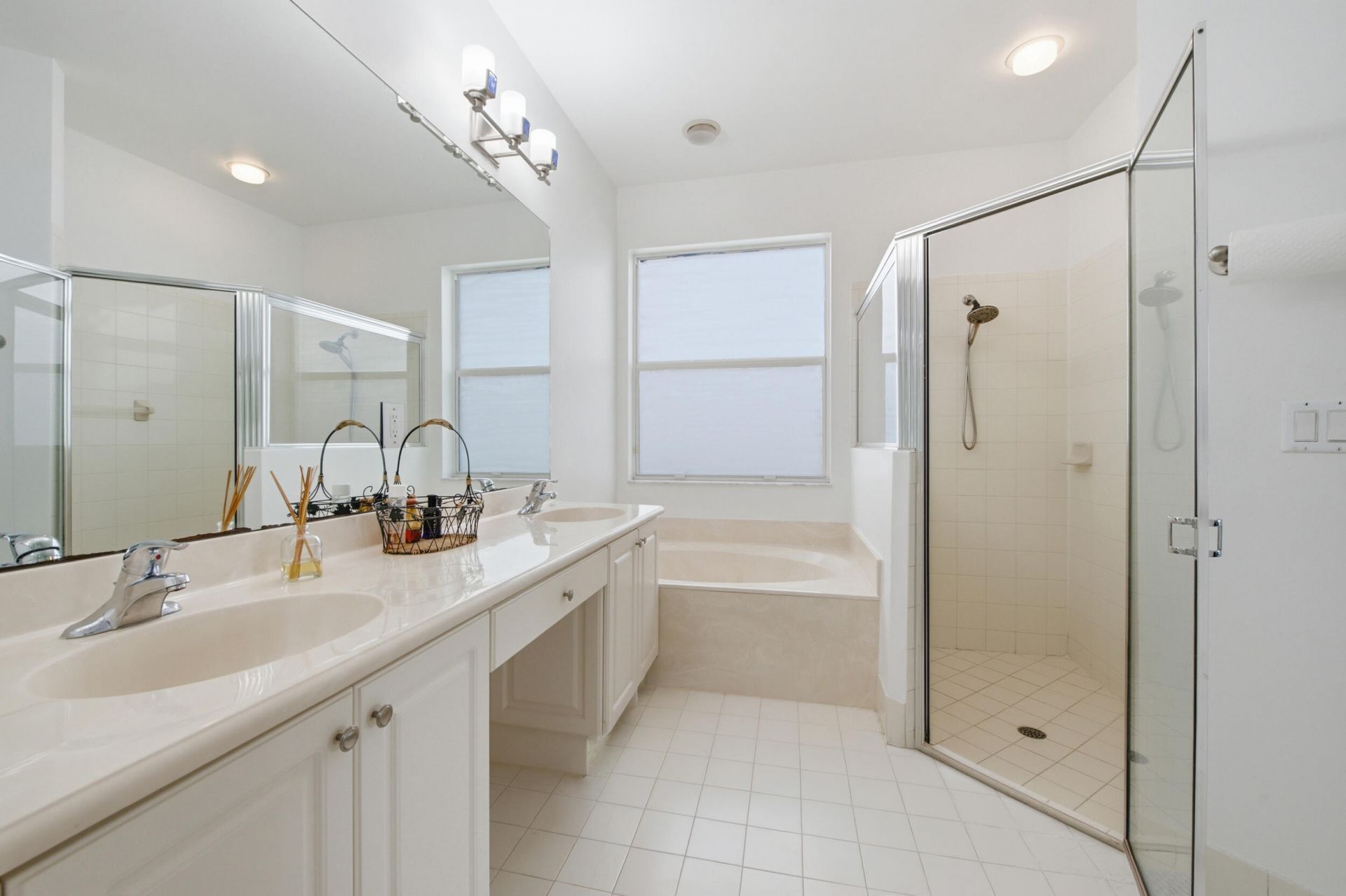732 Belle Grove Lane, West Palm Beach, FL 33411 Photo