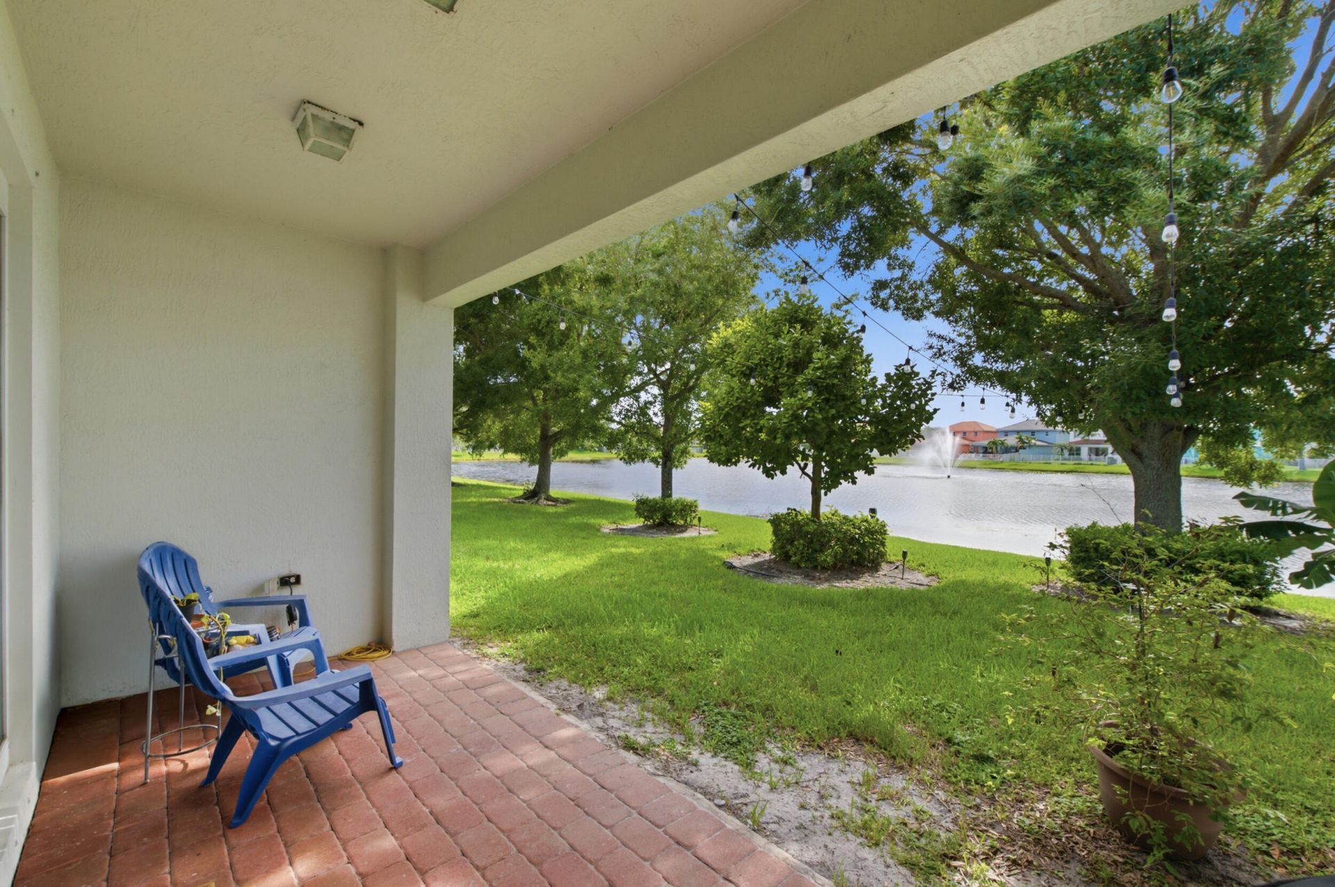 732 Belle Grove Lane, West Palm Beach, FL 33411 Photo