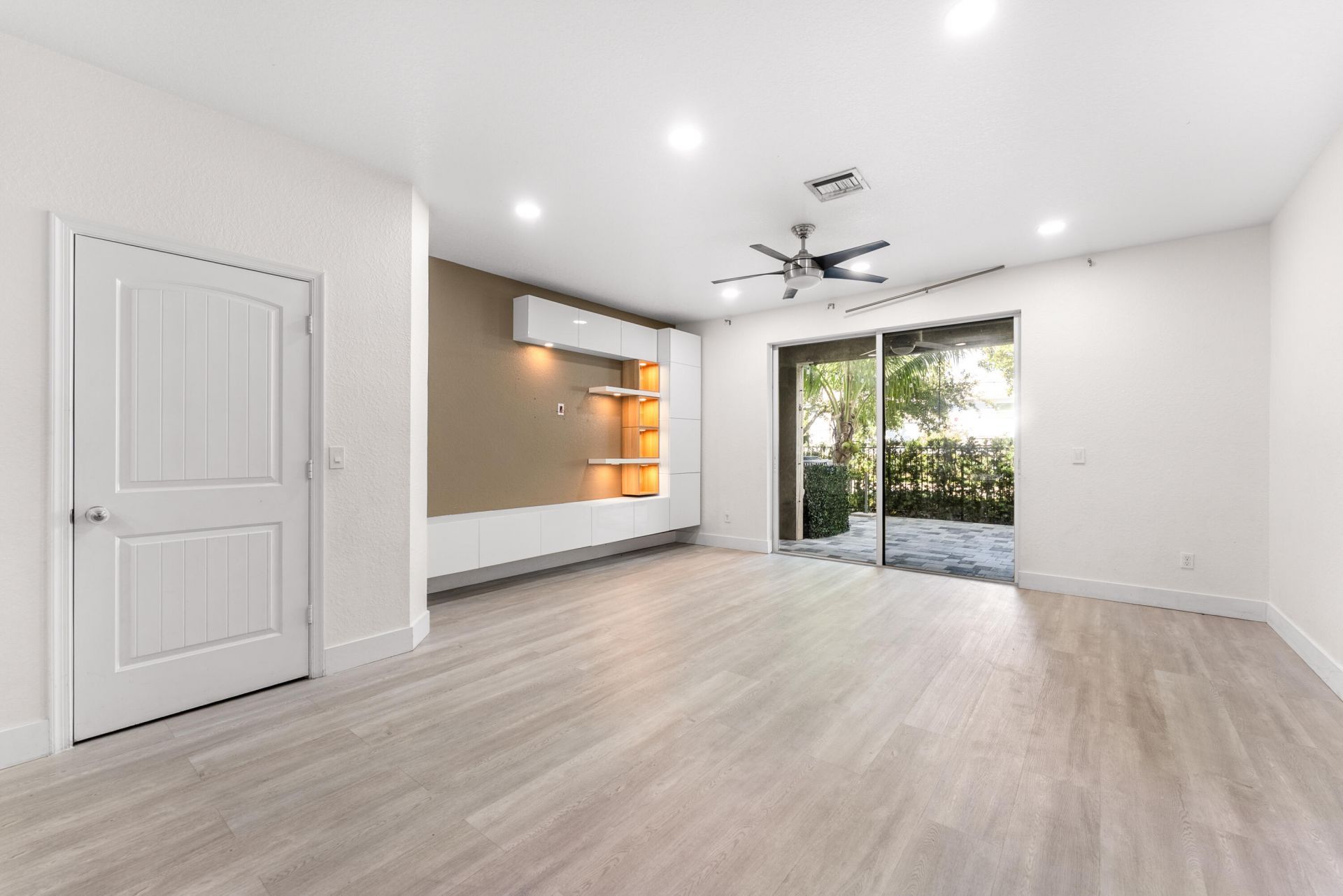 354 SE 1st Way, Unit 354, Deerfield Beach, FL 33441 Photo