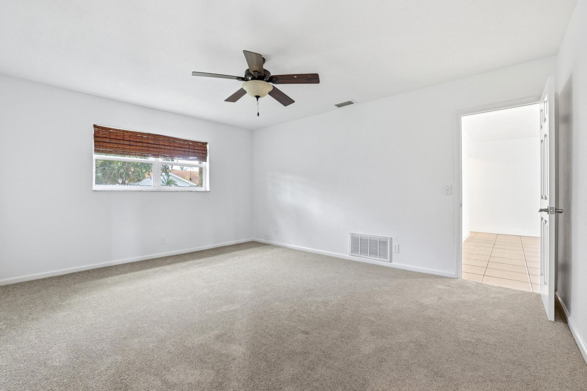 701 SW 27th Place, Boynton Beach, FL 33435 Photo