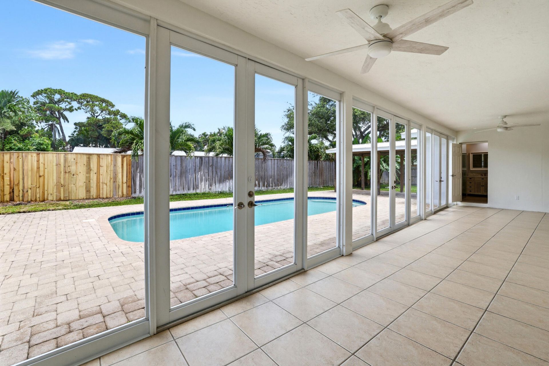 701 SW 27th Place, Boynton Beach, FL 33435 Photo