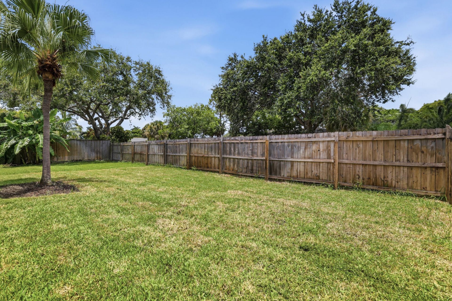 701 SW 27th Place, Boynton Beach, FL 33435 Photo