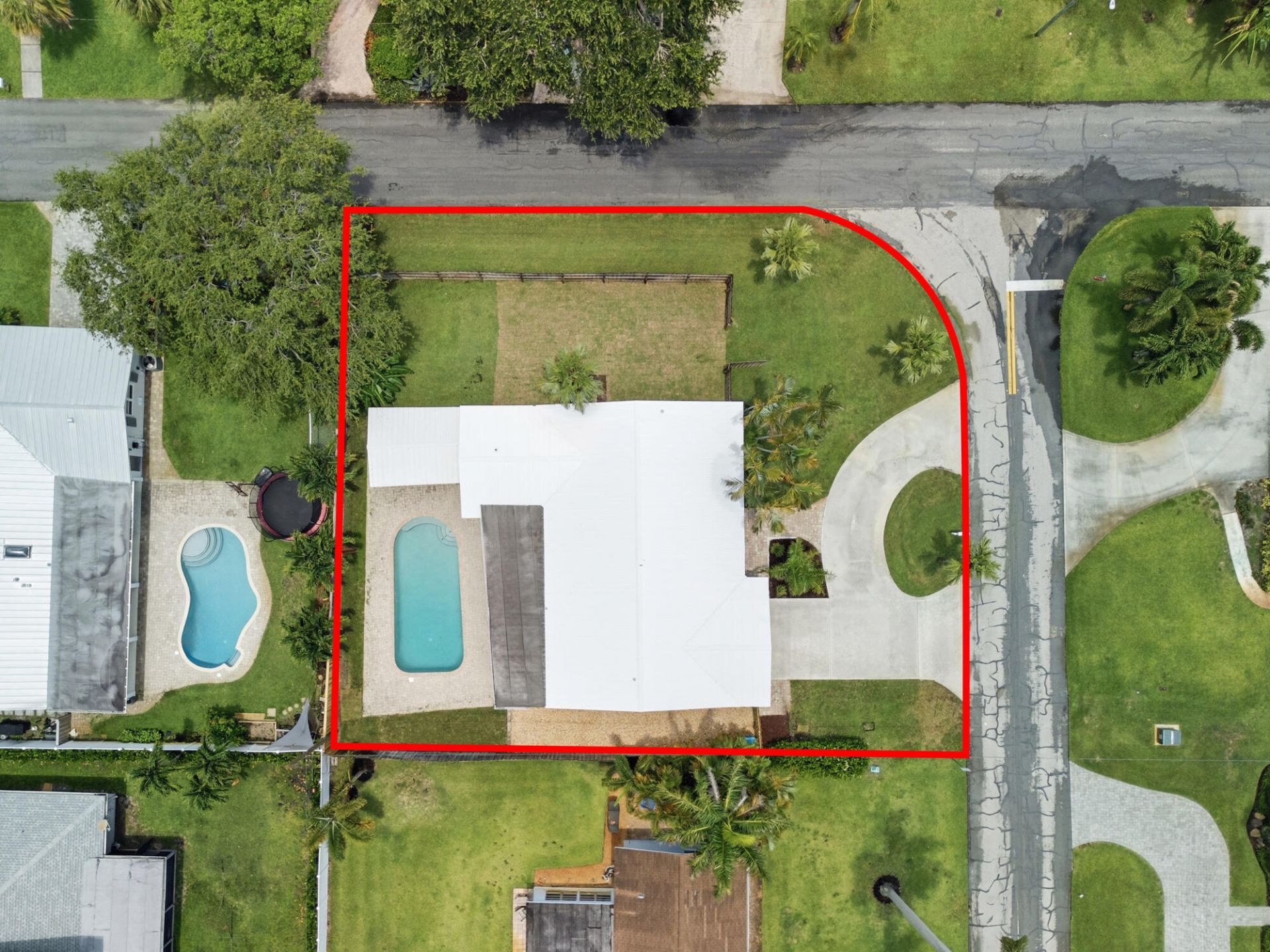 701 SW 27th Place, Boynton Beach, FL 33435 Photo