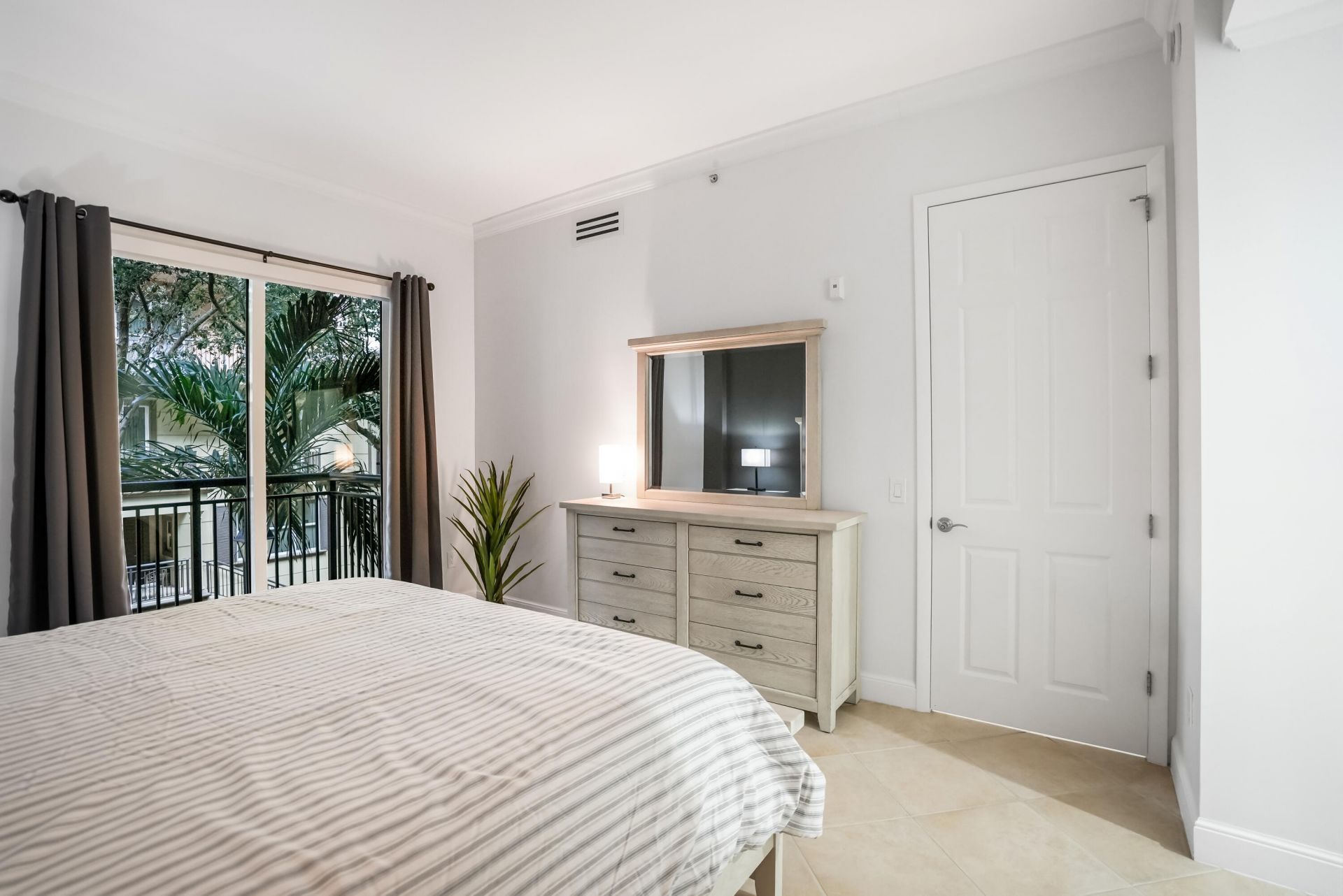 2609 NE 14th Avenue, Unit 114, Wilton Manors, FL 33334 Photo