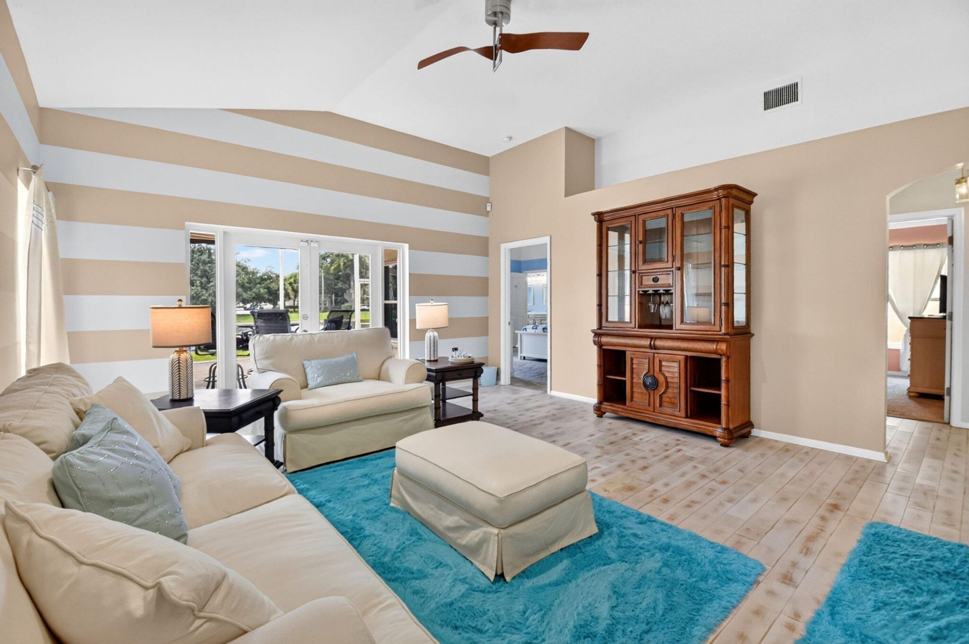 8021 Via Hacienda, Riviera Beach, FL 33418 Photo