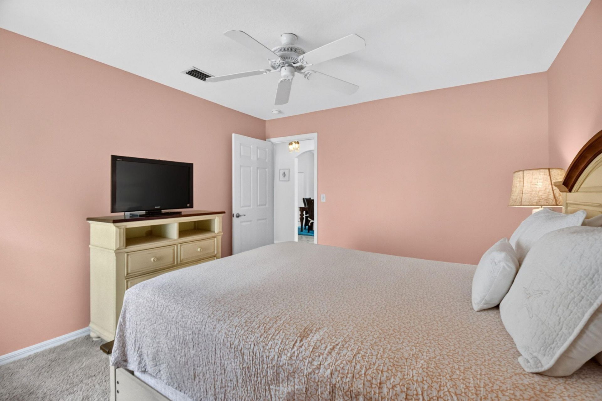 8021 Via Hacienda, Riviera Beach, FL 33418 Photo