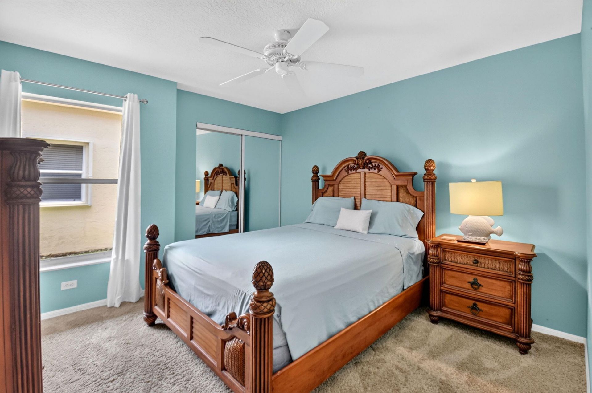 8021 Via Hacienda, Riviera Beach, FL 33418 Photo