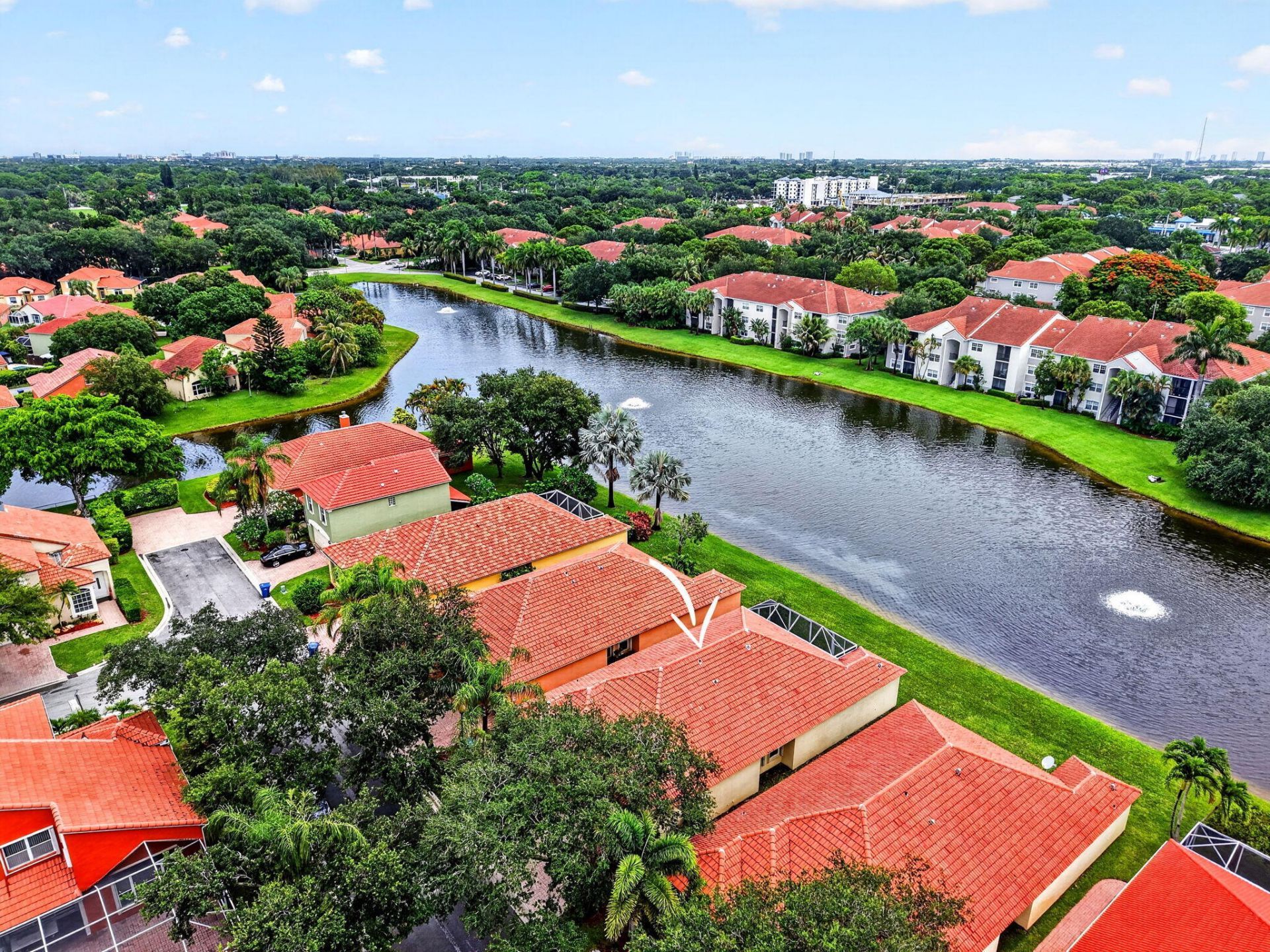8021 Via Hacienda, Riviera Beach, FL 33418 Photo