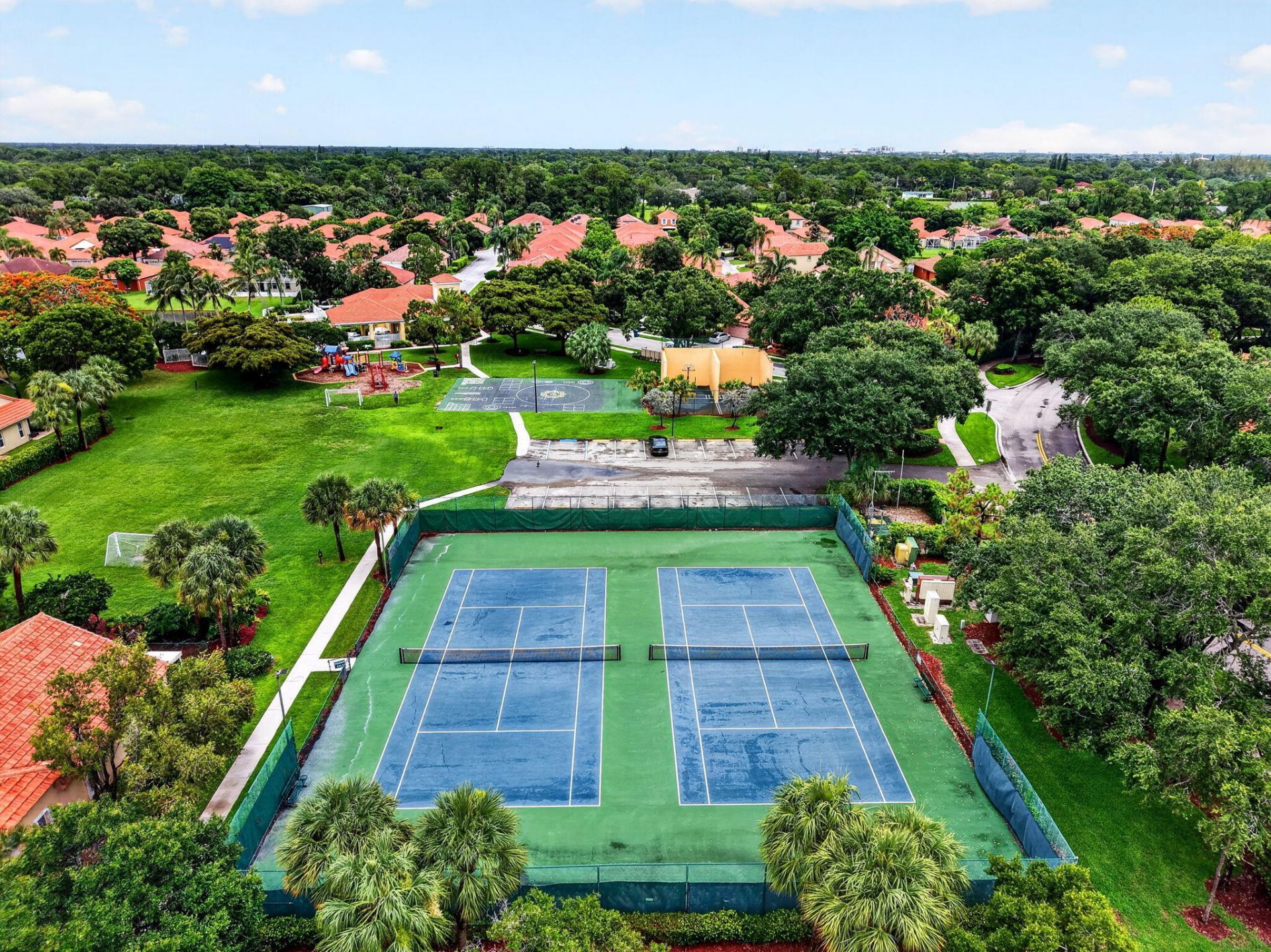 8021 Via Hacienda, Riviera Beach, FL 33418 Photo