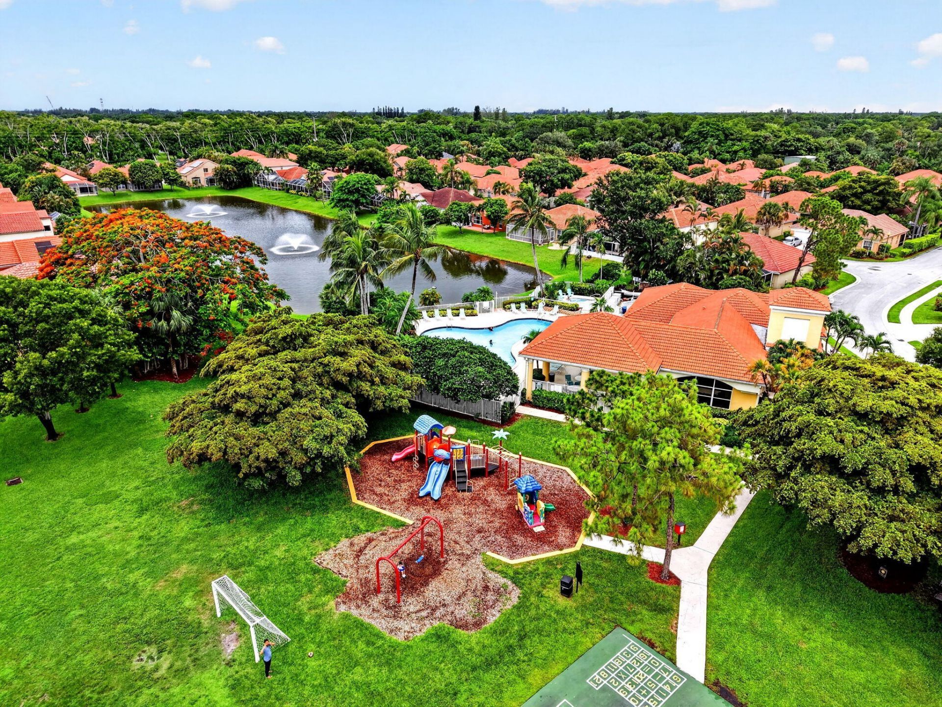 8021 Via Hacienda, Riviera Beach, FL 33418 Photo