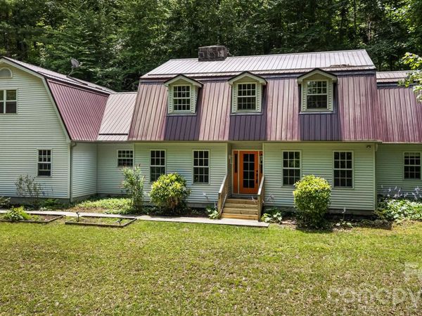 94 Paradise Cove Road, Penrose, NC 28766