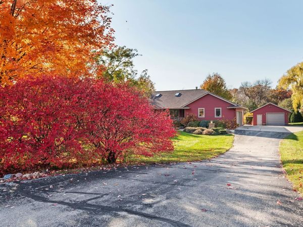 8109 N Robert Drive, Evansville, WI 53536