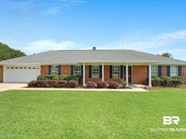 19660 O'Grady Avenue, Robertsdale, AL 36567