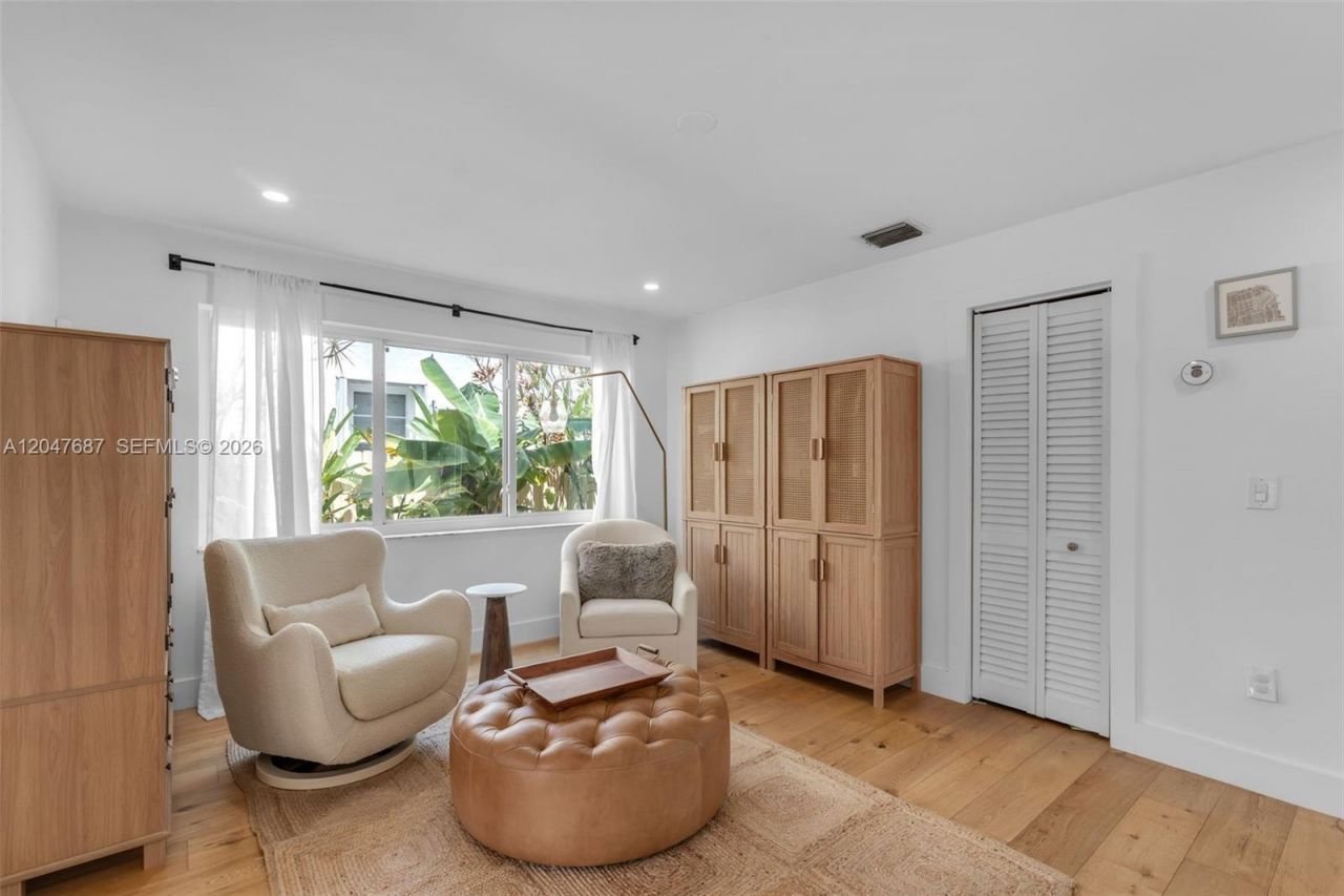 4035 SW 14th St, Miami, FL 33134 Photo