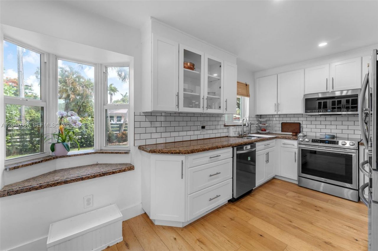 4035 SW 14th St, Miami, FL 33134 Photo