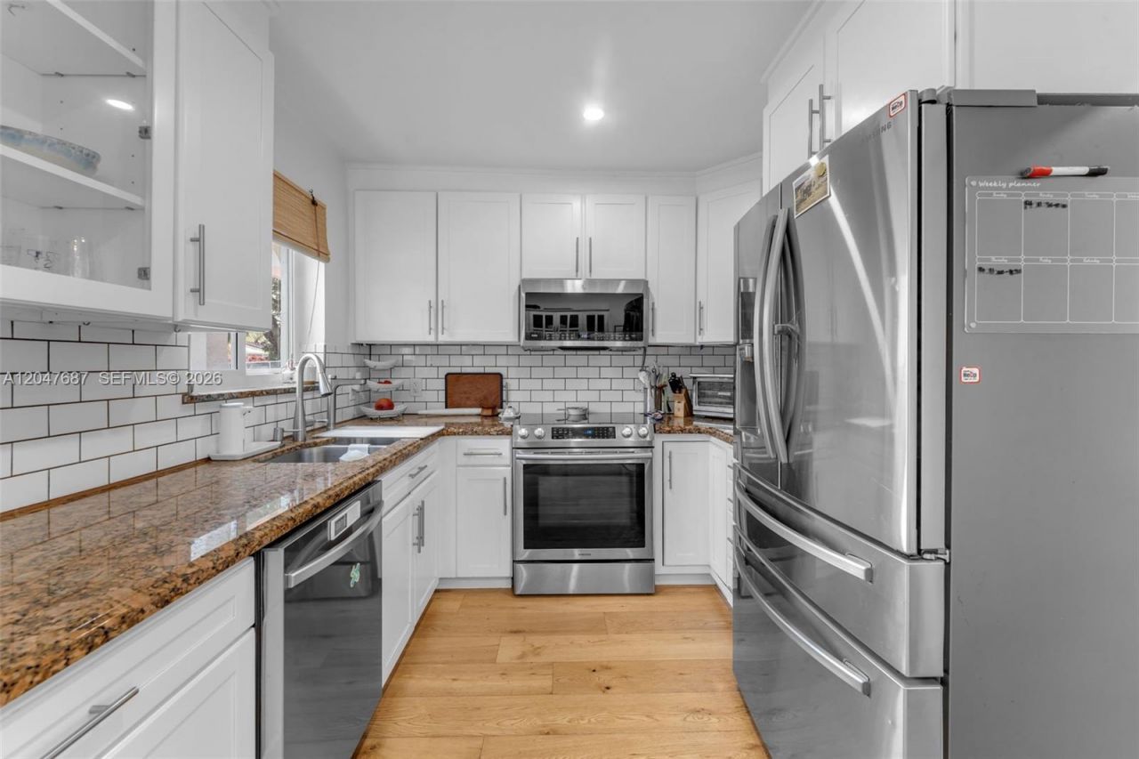4035 SW 14th St, Miami, FL 33134 Photo