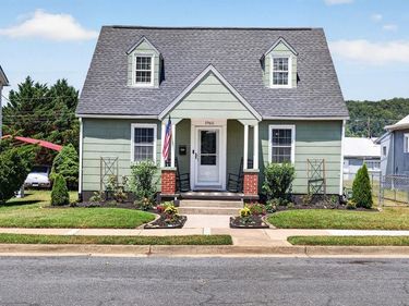 1965 CHESTNUT AVE, BUENA VISTA, VA 24416