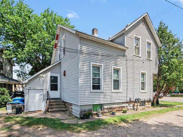 1152 Portage Street, Kalamazoo, MI 49001