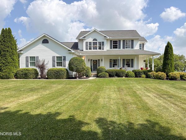 910 Water Street , Woodville, OH 43469
