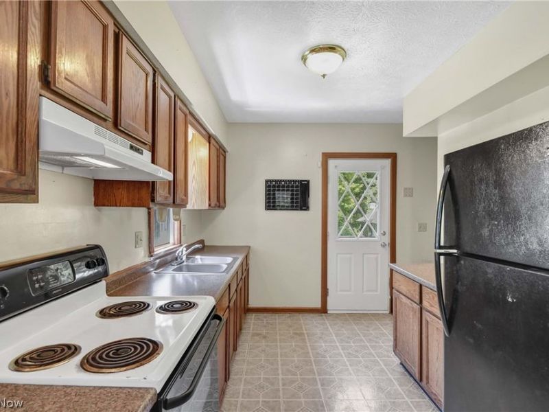 6519 Sanborn Road, Ashtabula, OH 44004 Photo 12