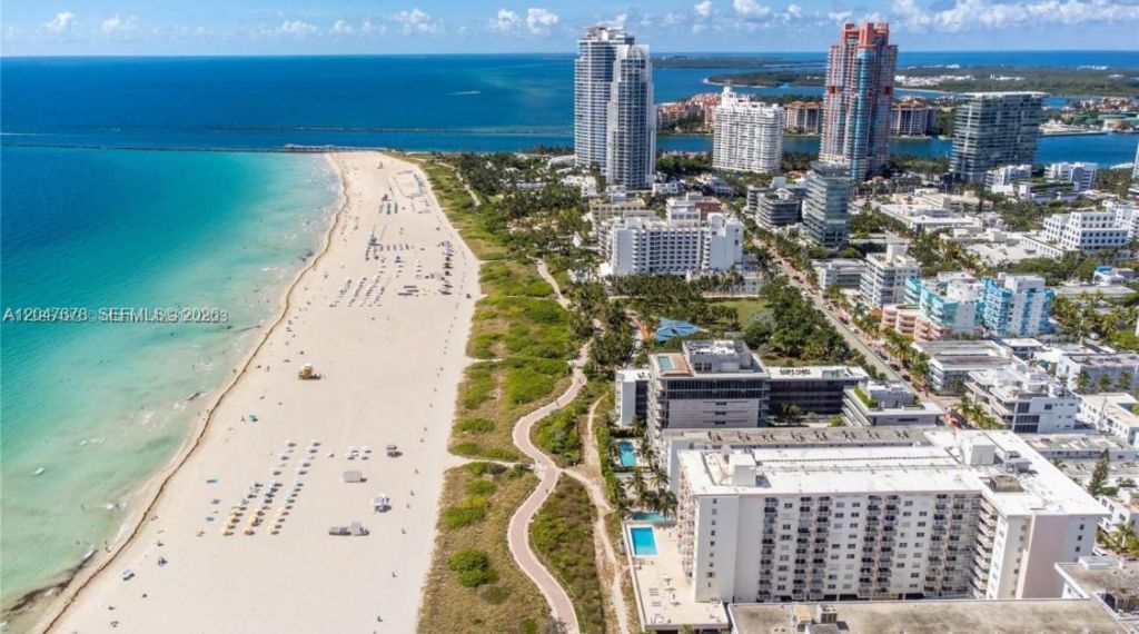 345 Ocean Dr , Unit 525, Miami Beach, FL 33139 Photo