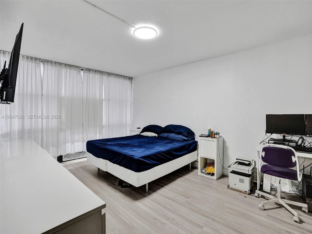 800 Parkview Dr , Unit 131, Hallandale Beach, FL 33009 Photo