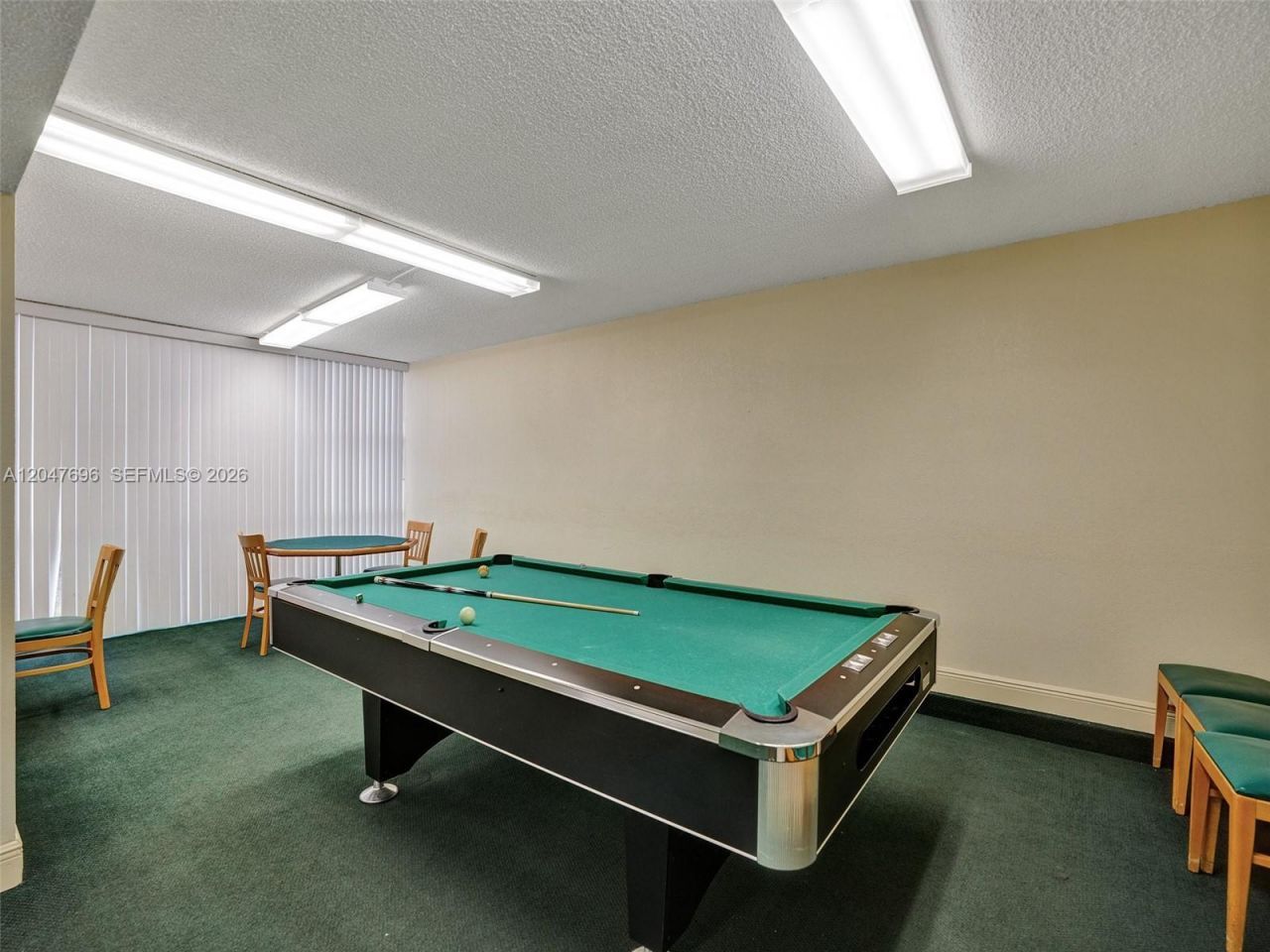 800 Parkview Dr , Unit 131, Hallandale Beach, FL 33009 Photo