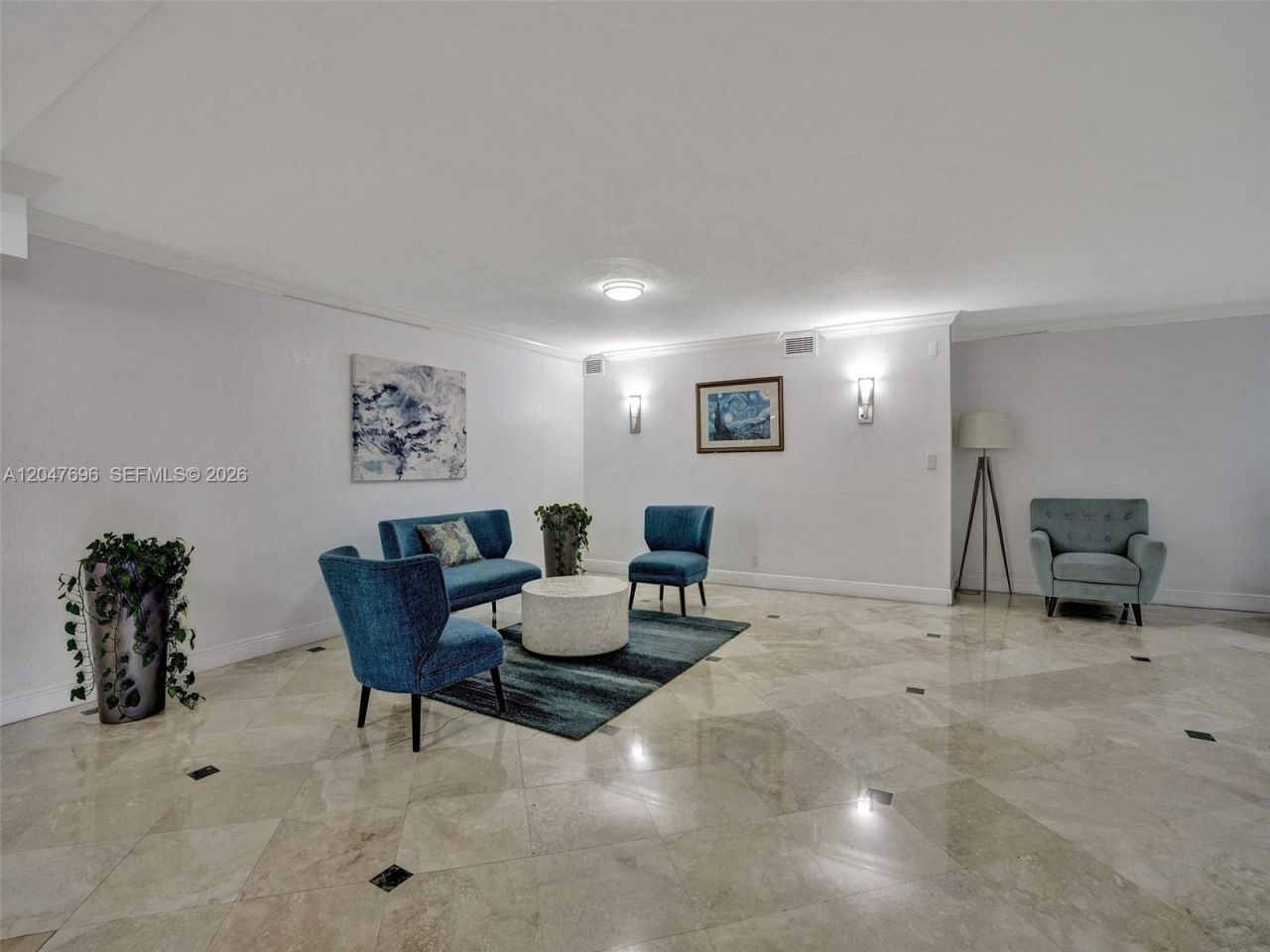 800 Parkview Dr , Unit 131, Hallandale Beach, FL 33009 Photo