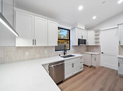 1078 Reno Ave, South Lake Tahoe, CA 96150 Photo