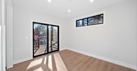 1078 Reno Ave, South Lake Tahoe, CA 96150 Photo