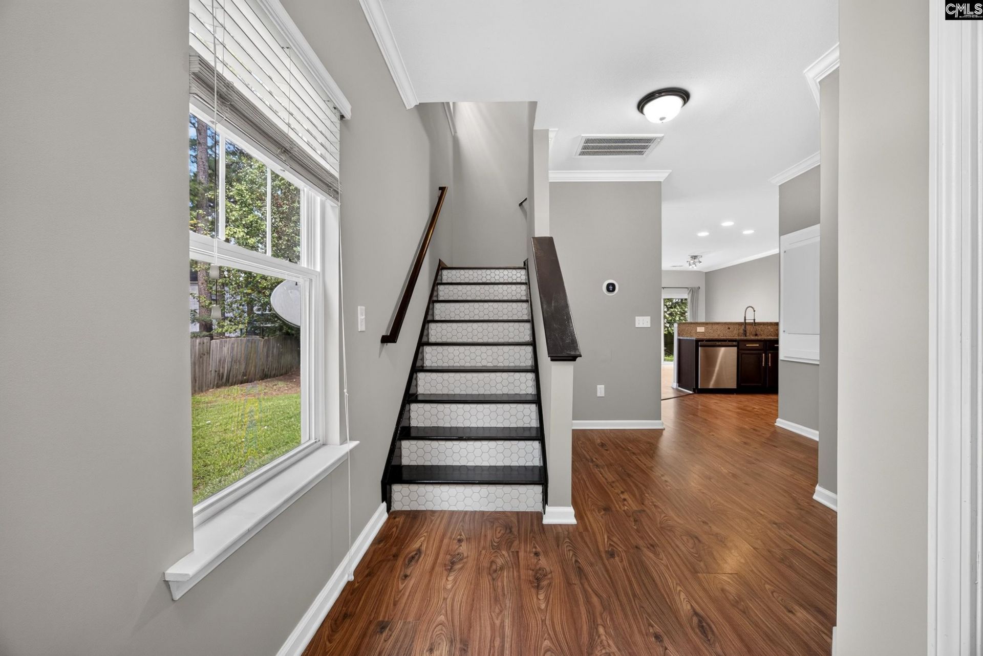 26 Eason Court  Photo 5