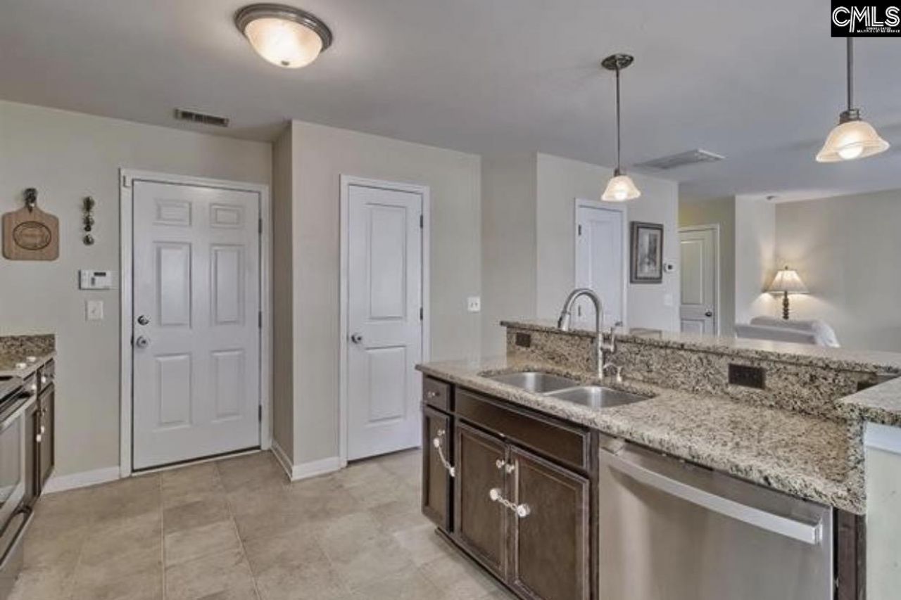 401 Hawkeye Court  Photo 12