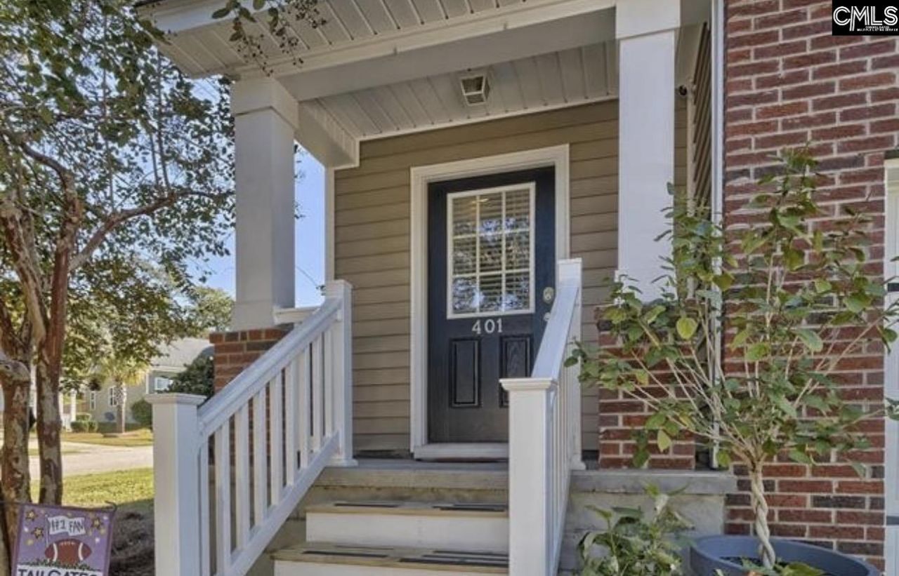 401 Hawkeye Court  Photo 4