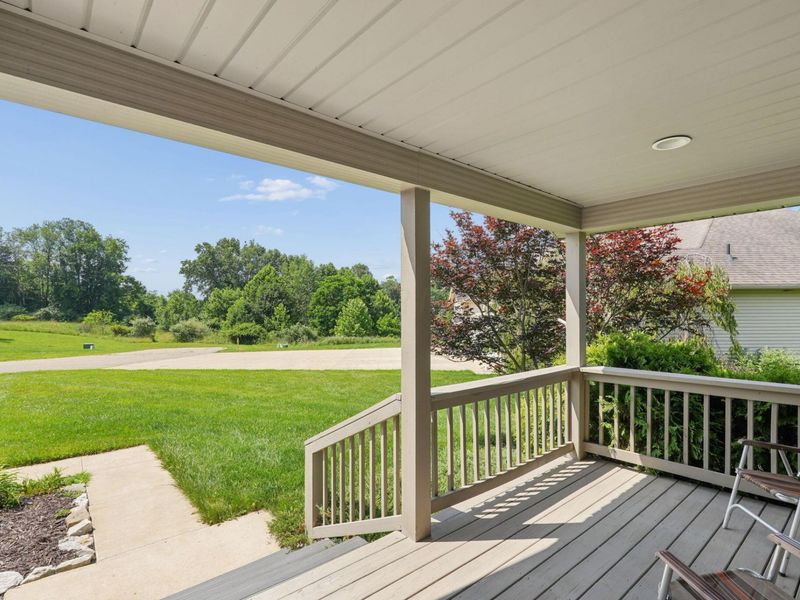 518A Hickory Lane, Howard, OH 43028 Photo 5