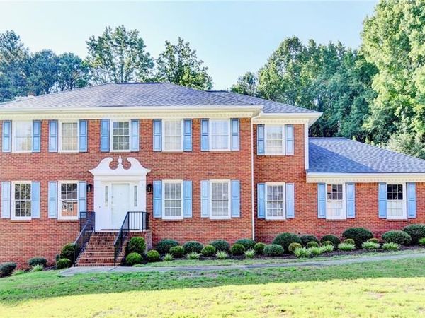 1437 Watsons Place , Lawrenceville, GA 30043