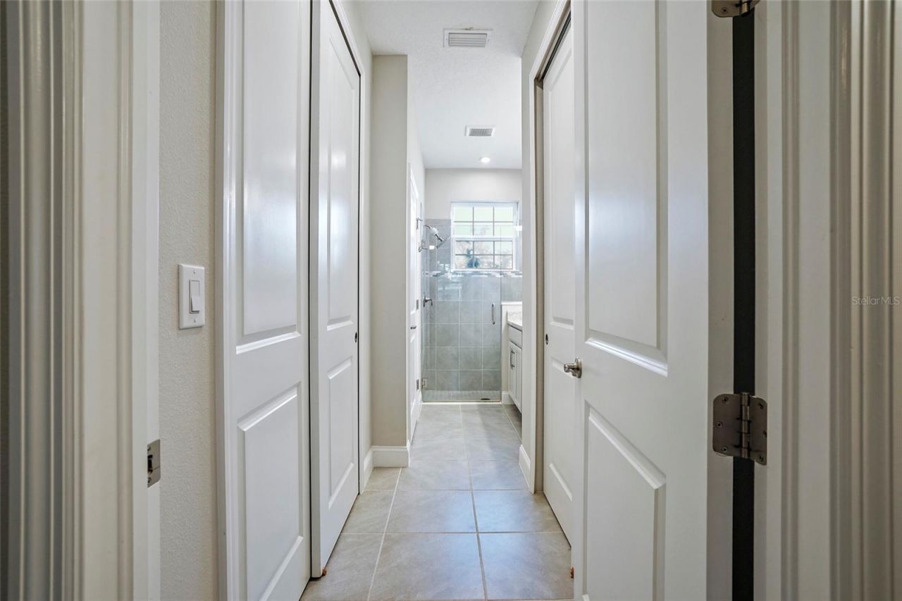 5246 Neil Drive , Saint Petersburg, FL 33714 Photo