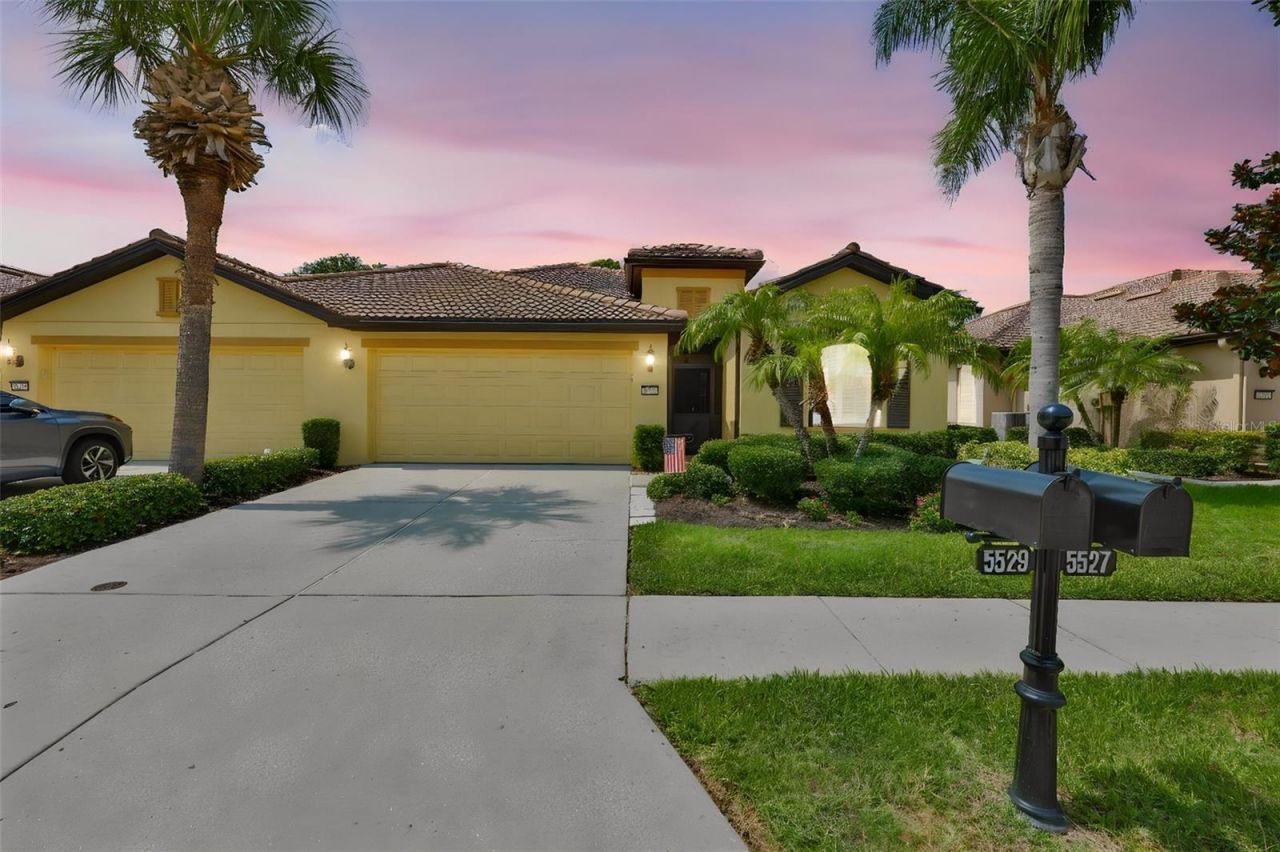5527 Sunset Falls Drive , Apollo Beach, FL 33572 Photo
