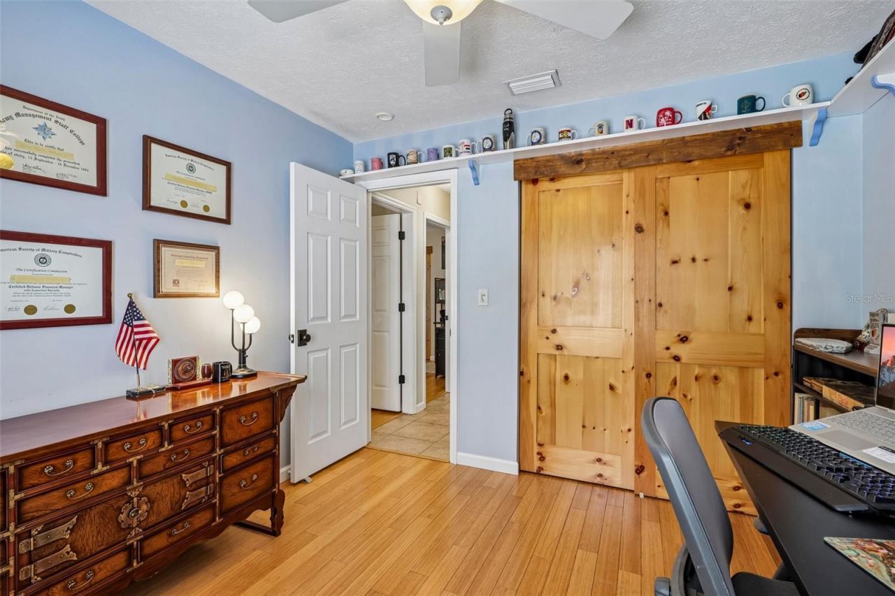 14309 Brentwood Drive , Tampa, FL 33618 Photo