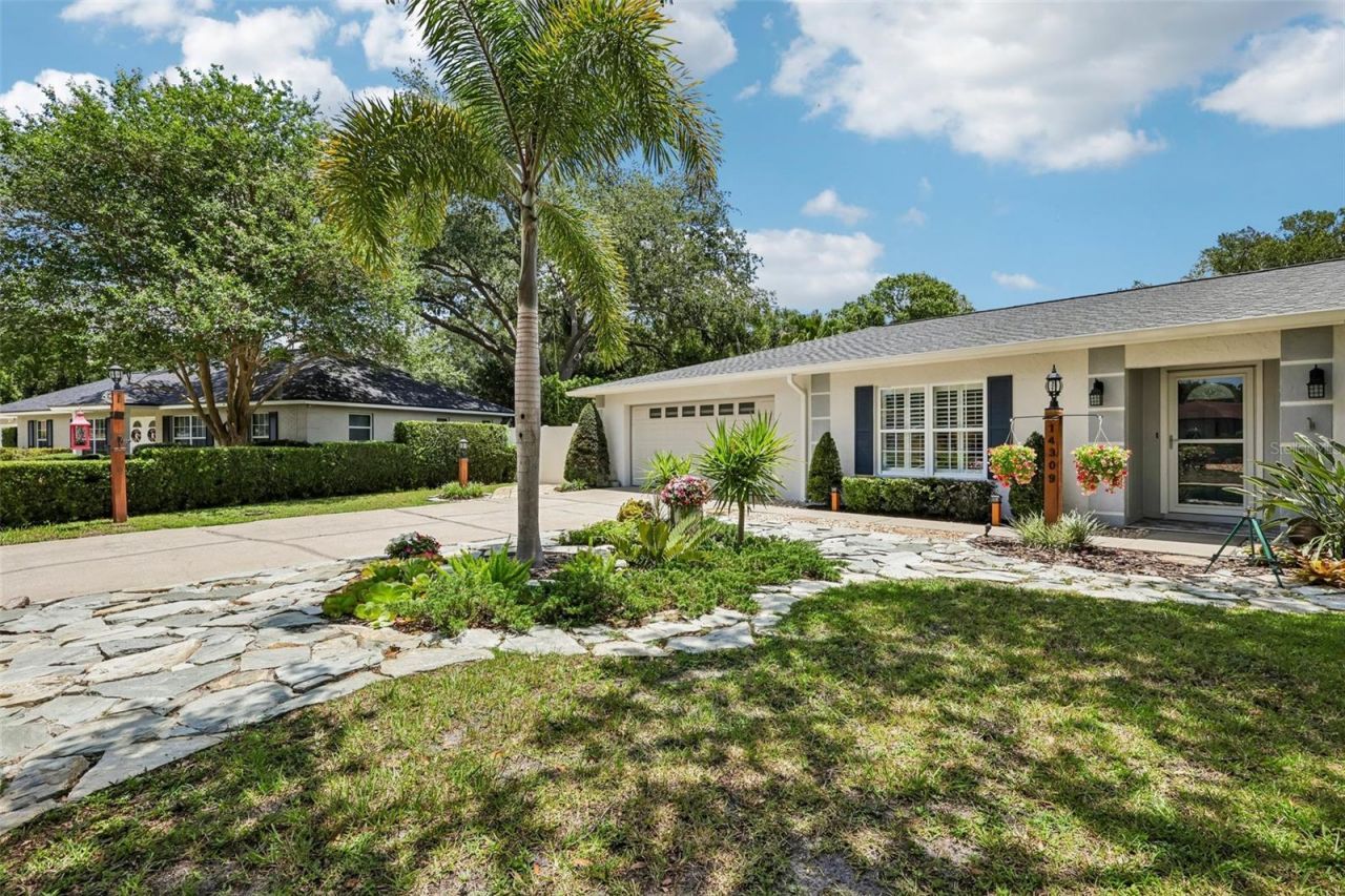 14309 Brentwood Drive , Tampa, FL 33618 Photo