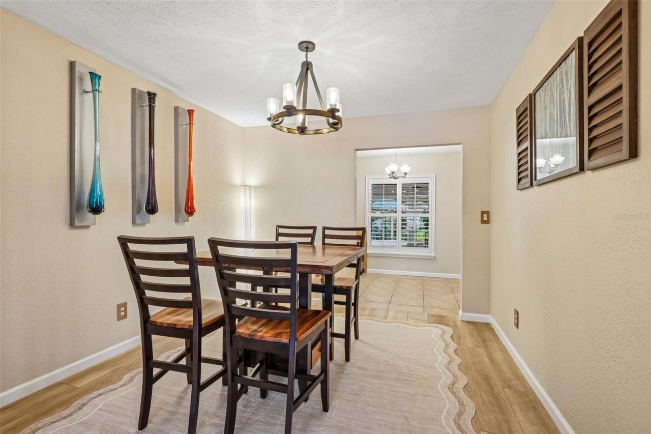 14309 Brentwood Drive , Tampa, FL 33618 Photo