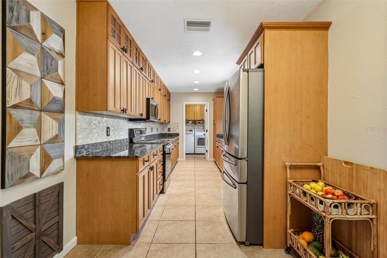 14309 Brentwood Drive , Tampa, FL 33618 Photo