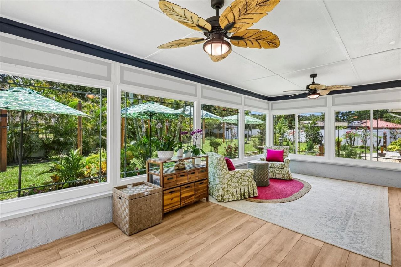 14309 Brentwood Drive , Tampa, FL 33618 Photo
