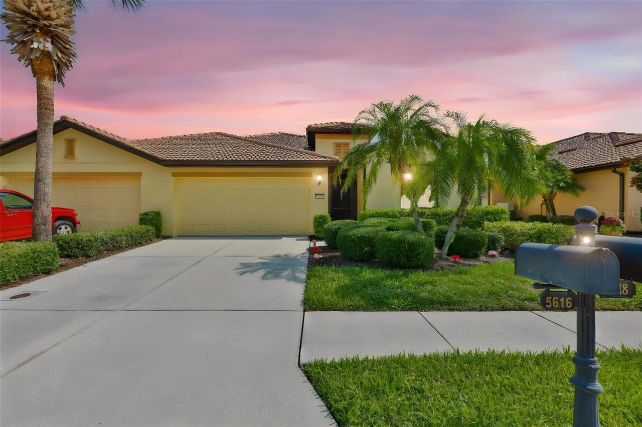 5618 Sunset Falls Drive, Apollo Beach, FL 33572 Main Photo