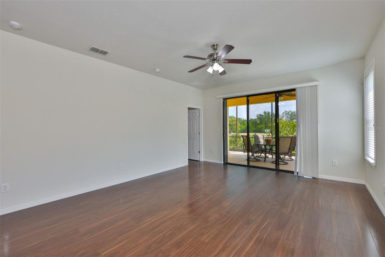 5618 Sunset Falls Drive , Apollo Beach, FL 33572 Photo