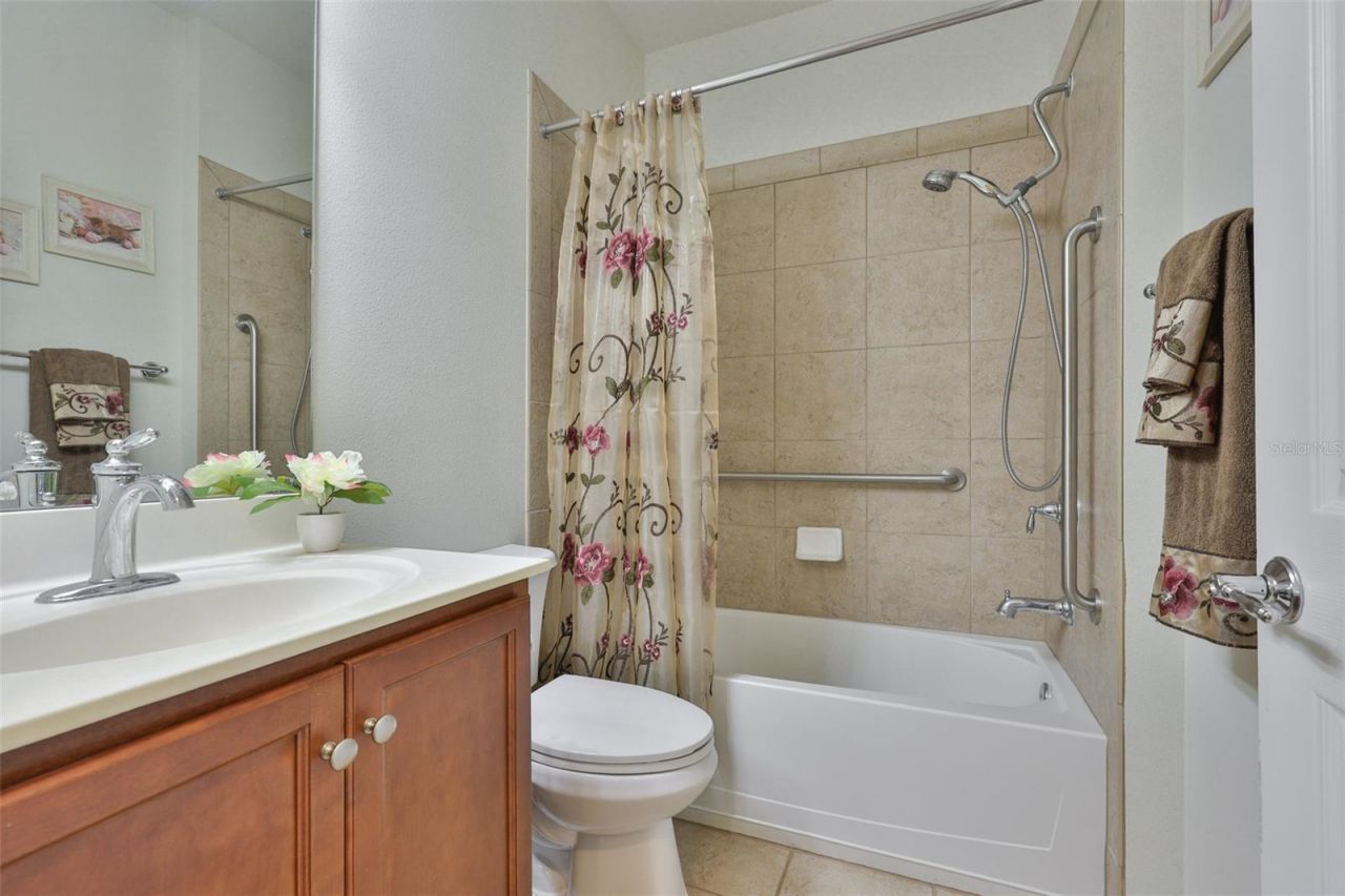 5618 Sunset Falls Drive , Apollo Beach, FL 33572 Photo