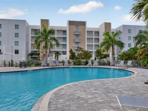 1709 N TAMIAMI TRAIL, Unit 505, SARASOTA, FL 34234