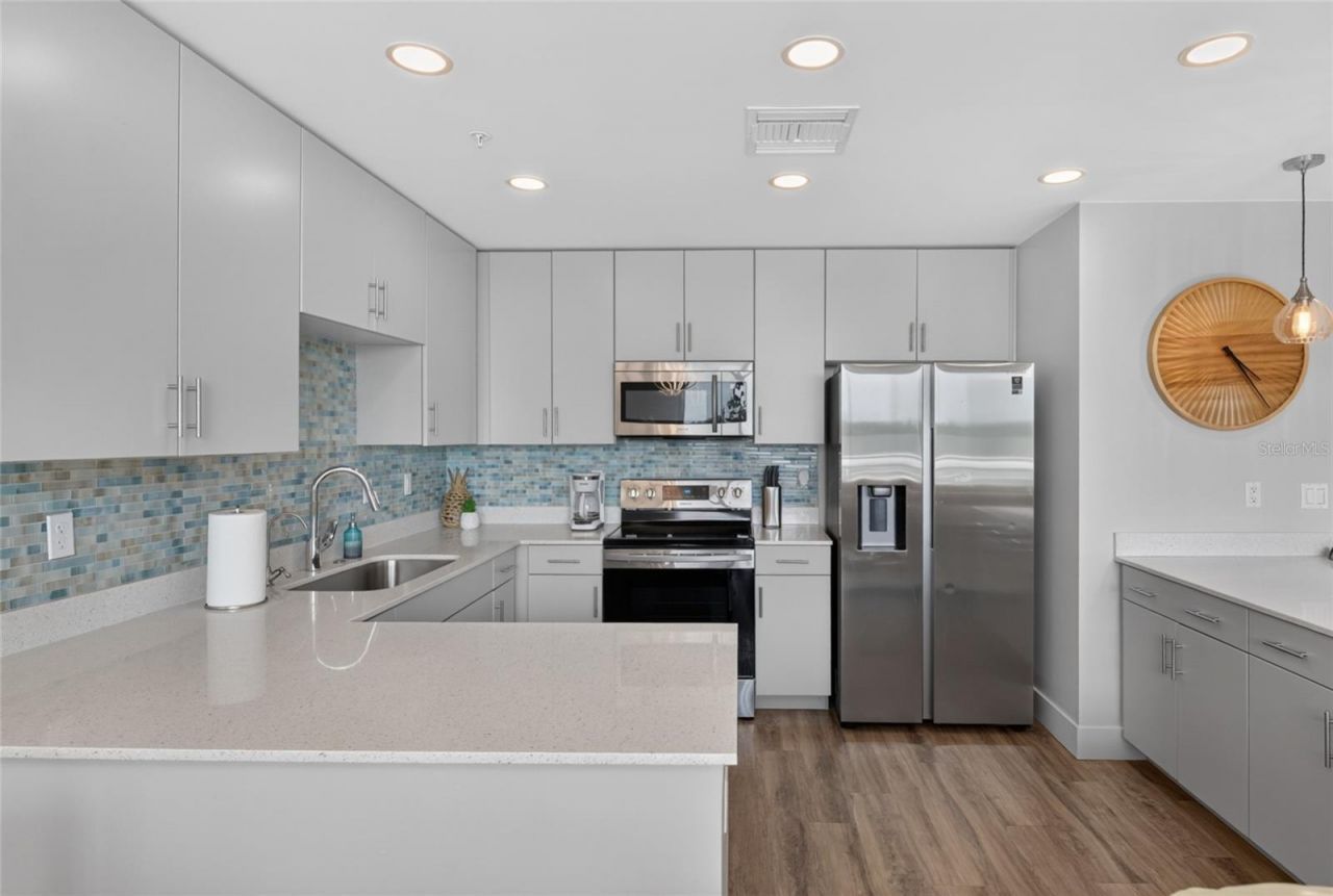 1709 N Tamiami Trail , Unit 505, Sarasota, FL 34234 Photo
