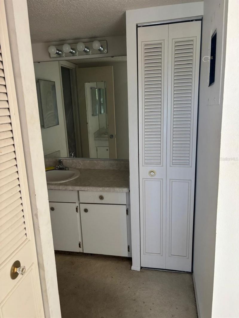4210 Ironwood Circle , Unit 404J, Bradenton, FL 34209 Photo