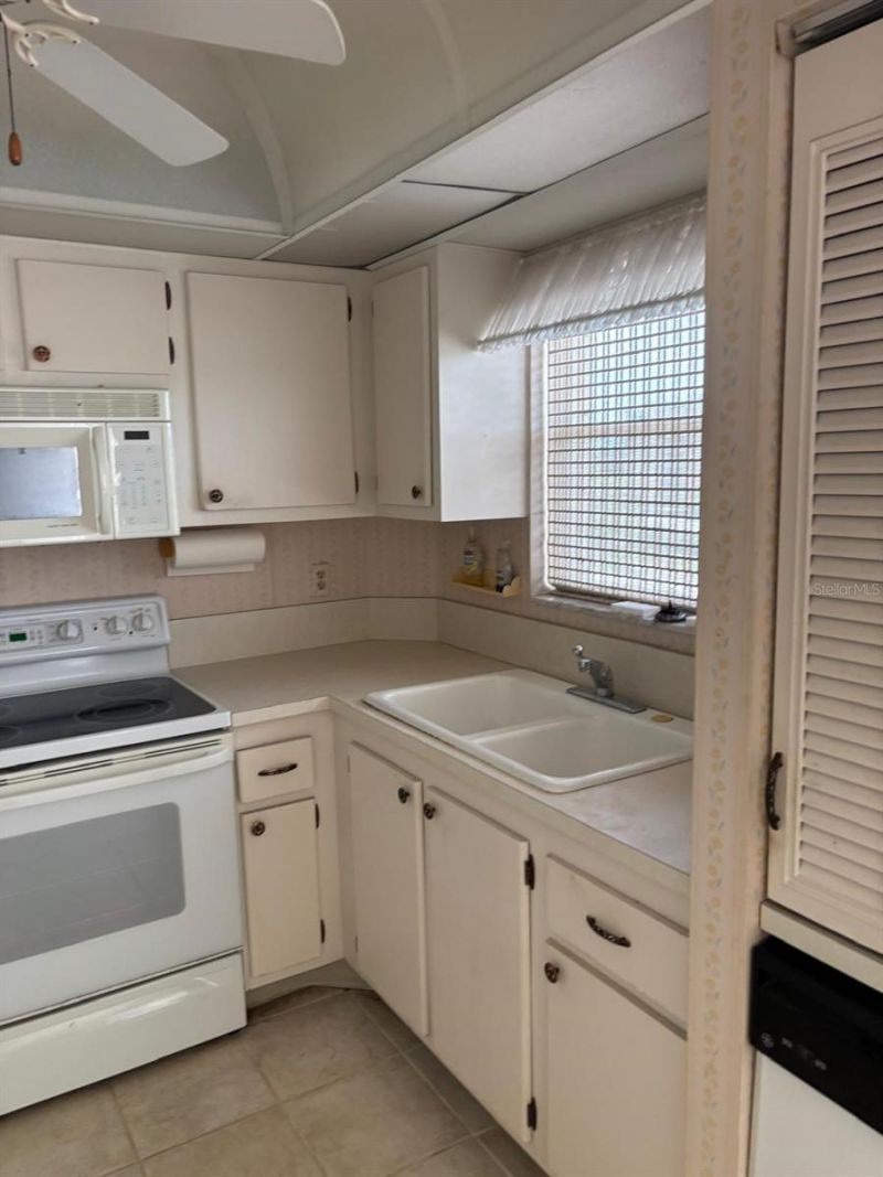 4210 Ironwood Circle , Unit 404J, Bradenton, FL 34209 Photo